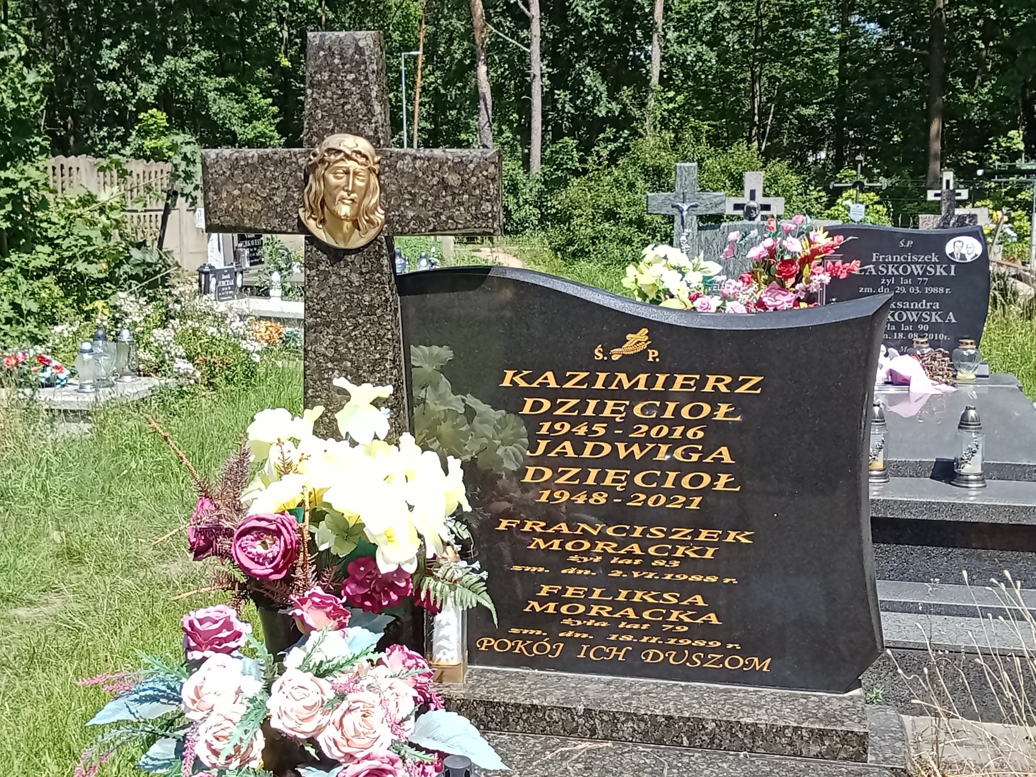 Kazimierz Dzięcioł 1945 Mrozy - Grobonet - Wyszukiwarka osób pochowanych