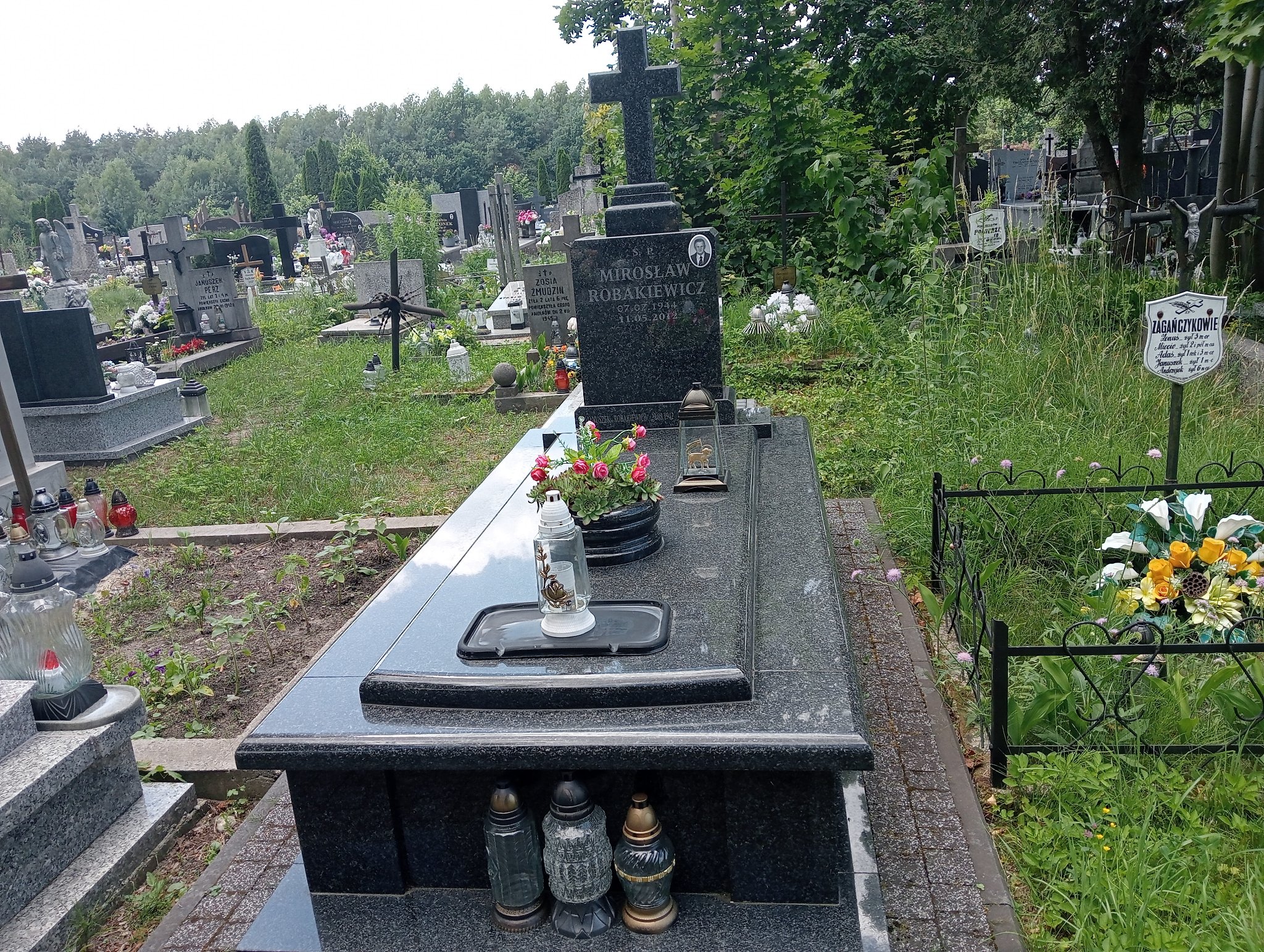 Grób Mirosław Robakiewicz