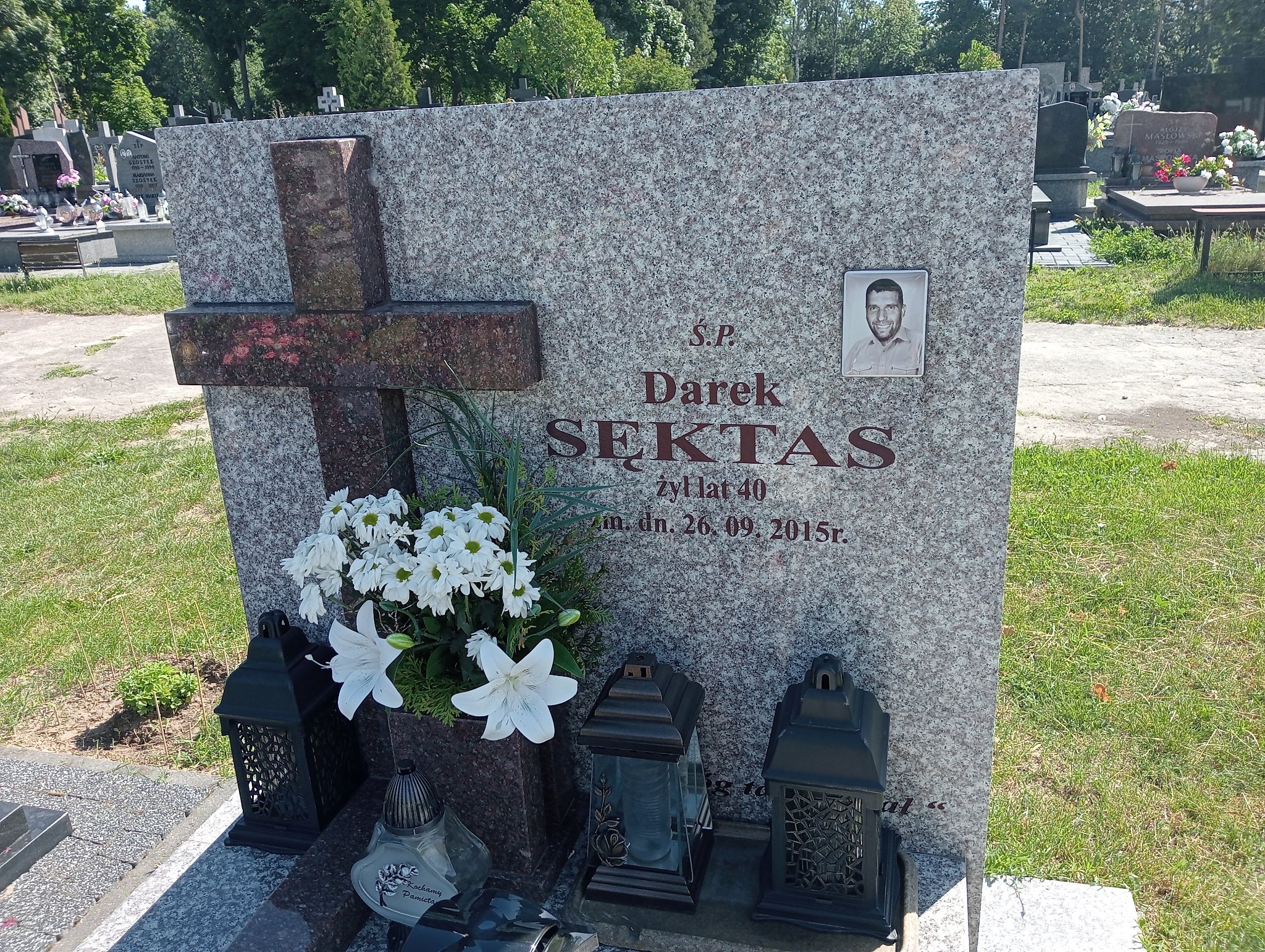 Dariusz Sęktas 1975 Mrozy - Grobonet - Wyszukiwarka osób pochowanych